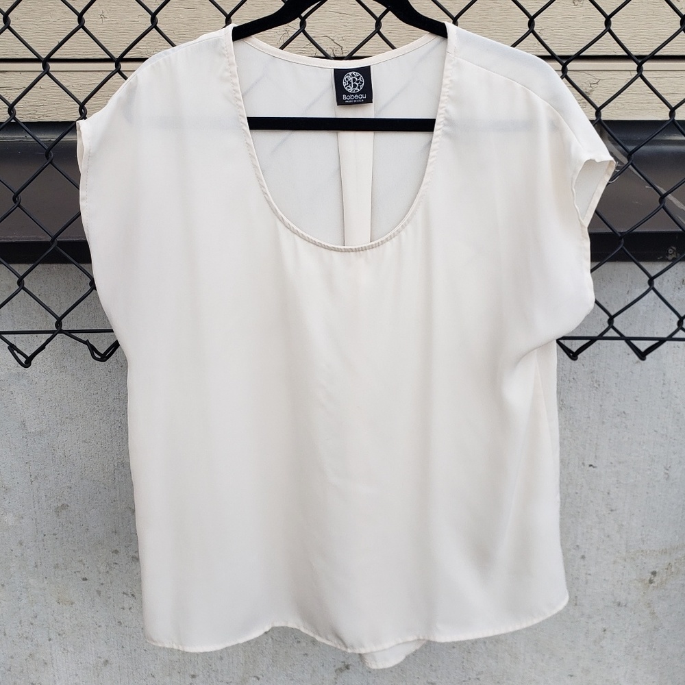 Boutique cream short sleeve shirt